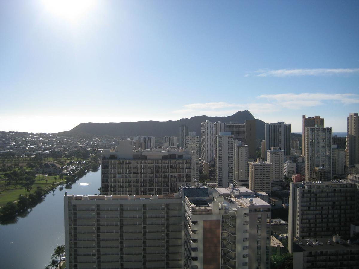Skyline Island Colony Hotel Honolulu Bagian luar foto