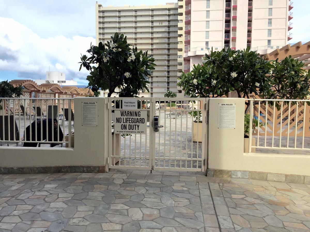 Skyline Island Colony Hotel Honolulu Bagian luar foto
