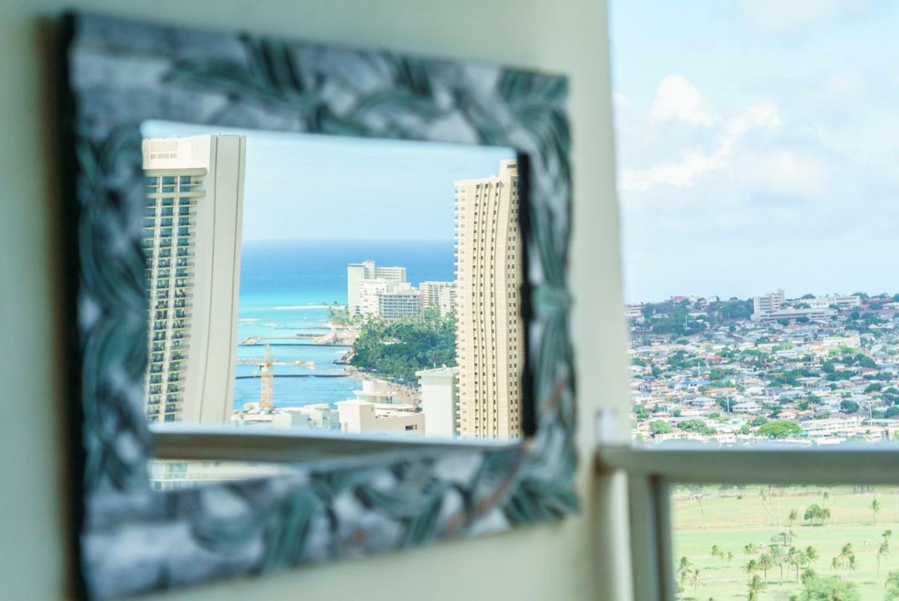 Skyline Island Colony Hotel Honolulu Bagian luar foto